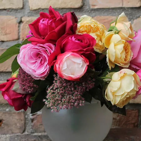 Luxurious In With Terrace And Garden Апартаменты *